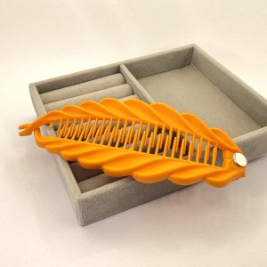 Clama alungita pentru par