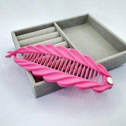 Clama alungita pentru par