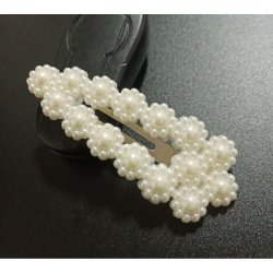 Clama perle albe Clama perle albe