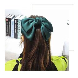 Fundita satinata eleganta Fundita satinata eleganta