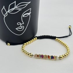 Bratara aurie pe snur negru