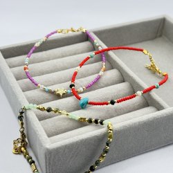 Bratara colorata margelute mov