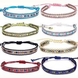 Bratara colorate pe snur