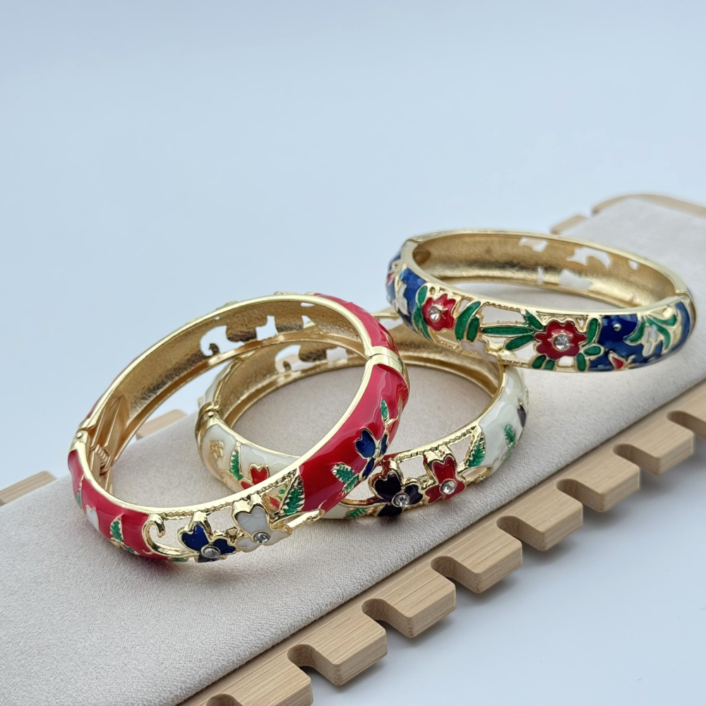 Bratara placata cu aur 18k Bratara placata cu aur 18k