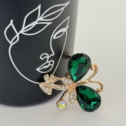 Brosa dama fluture colorat