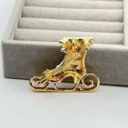 Brosa Patine Stralucitoare Brosa Patine Stralucitoare