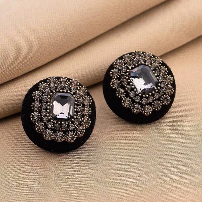 Cercei catifea neagra Cercei catifea neagra