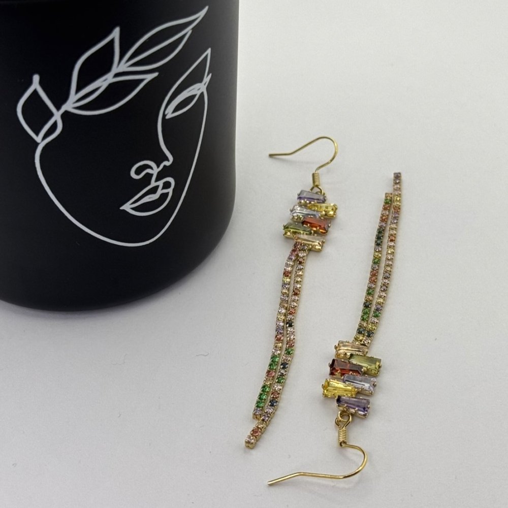 Cercei eleganti colorati Cercei eleganti colorati