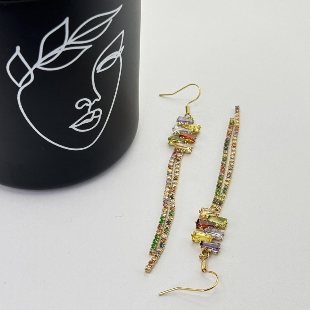 Cercei eleganti colorati Cercei eleganti colorati