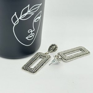 Cercei eleganti statement