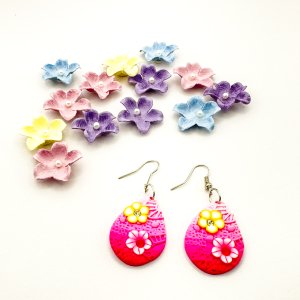 Cercei fimo cu flori colorate Cercei fimo cu flori colorate