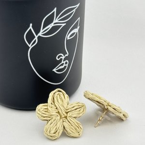 Cercei flori colorate