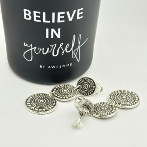 Cercei lungi clipsuri