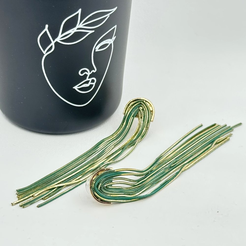 Cercei lungi eleganti