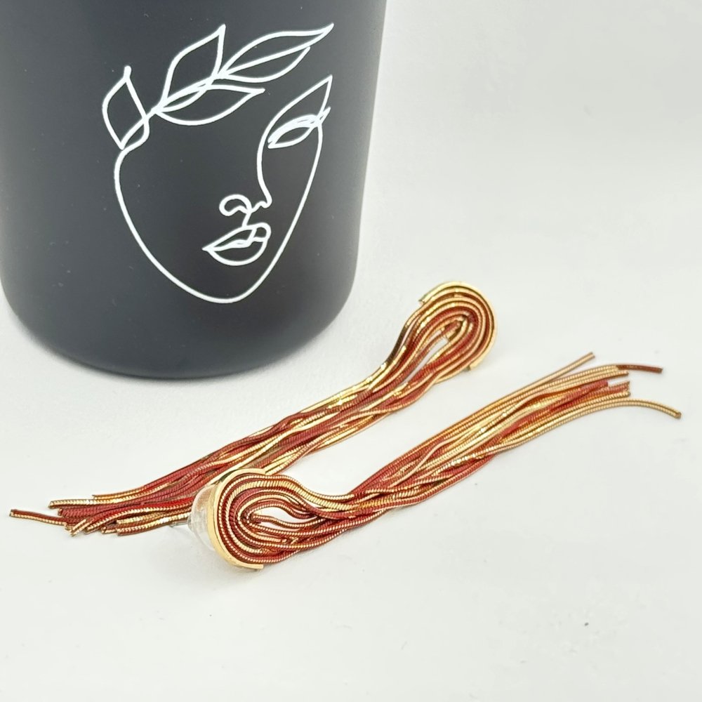 Cercei lungi eleganti