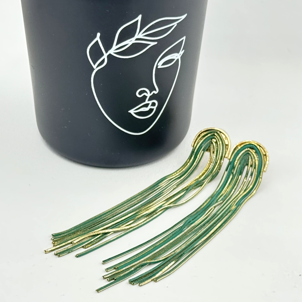 Cercei lungi eleganti