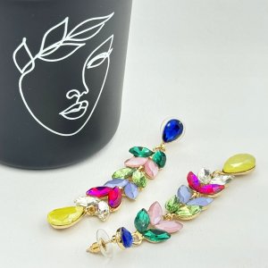 Cercei lungi stralucitori Cercei lungi stralucitori