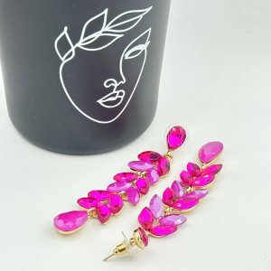 Cercei lungi stralucitori Cercei lungi stralucitori