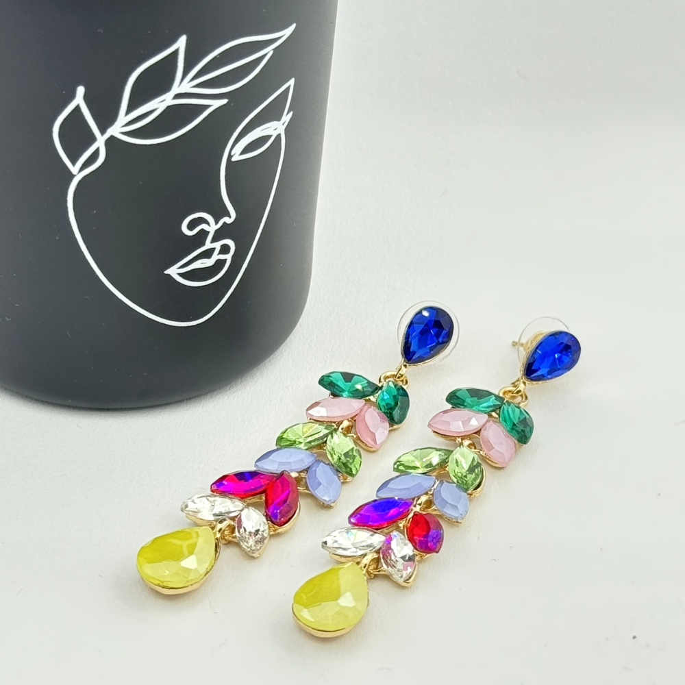 Cercei lungi stralucitori Cercei lungi stralucitori