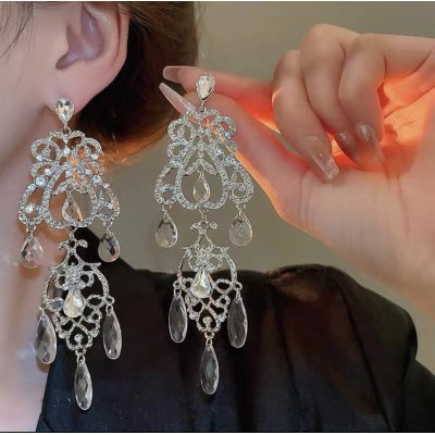 Cercei statement eleganti