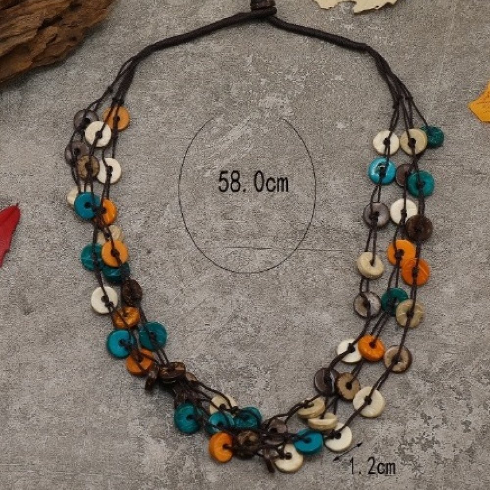 Colier colorat pe snur lemn de bambus