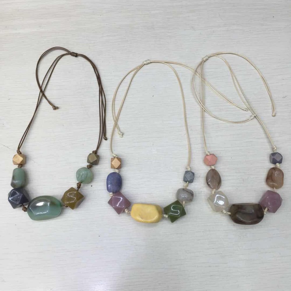 Colier fashion pentru femei