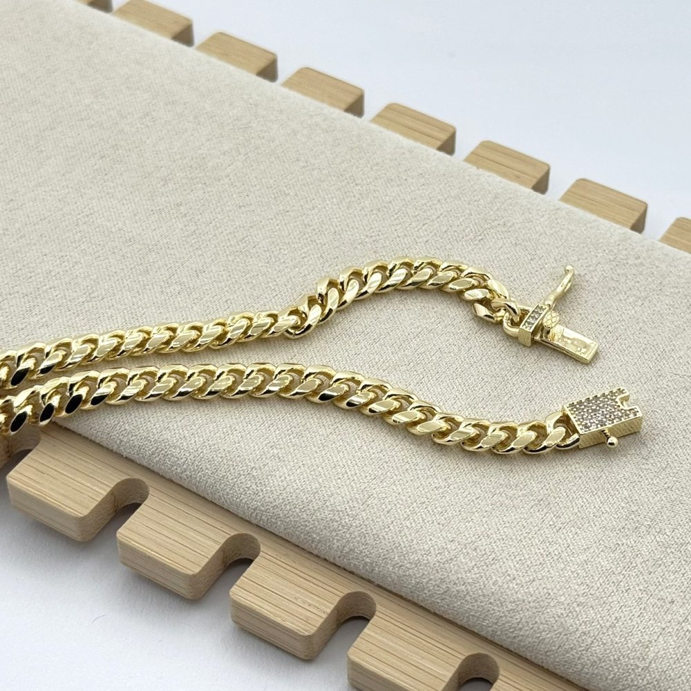 Colier placat aur 18k Colier placat aur 18k