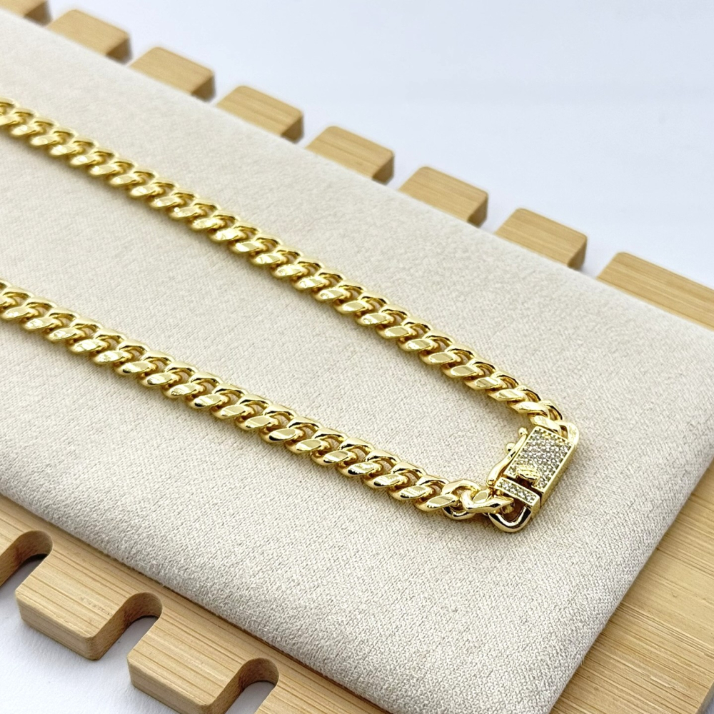 Colier placat aur 18k Colier placat aur 18k