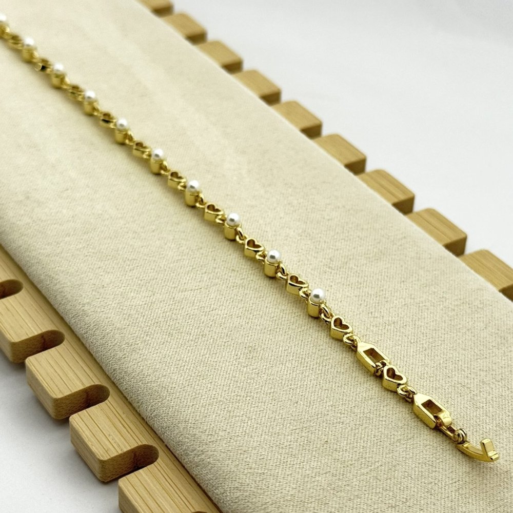 Bratara placata aur 18k cu perlute Bratara placata aur 18k cu perlute