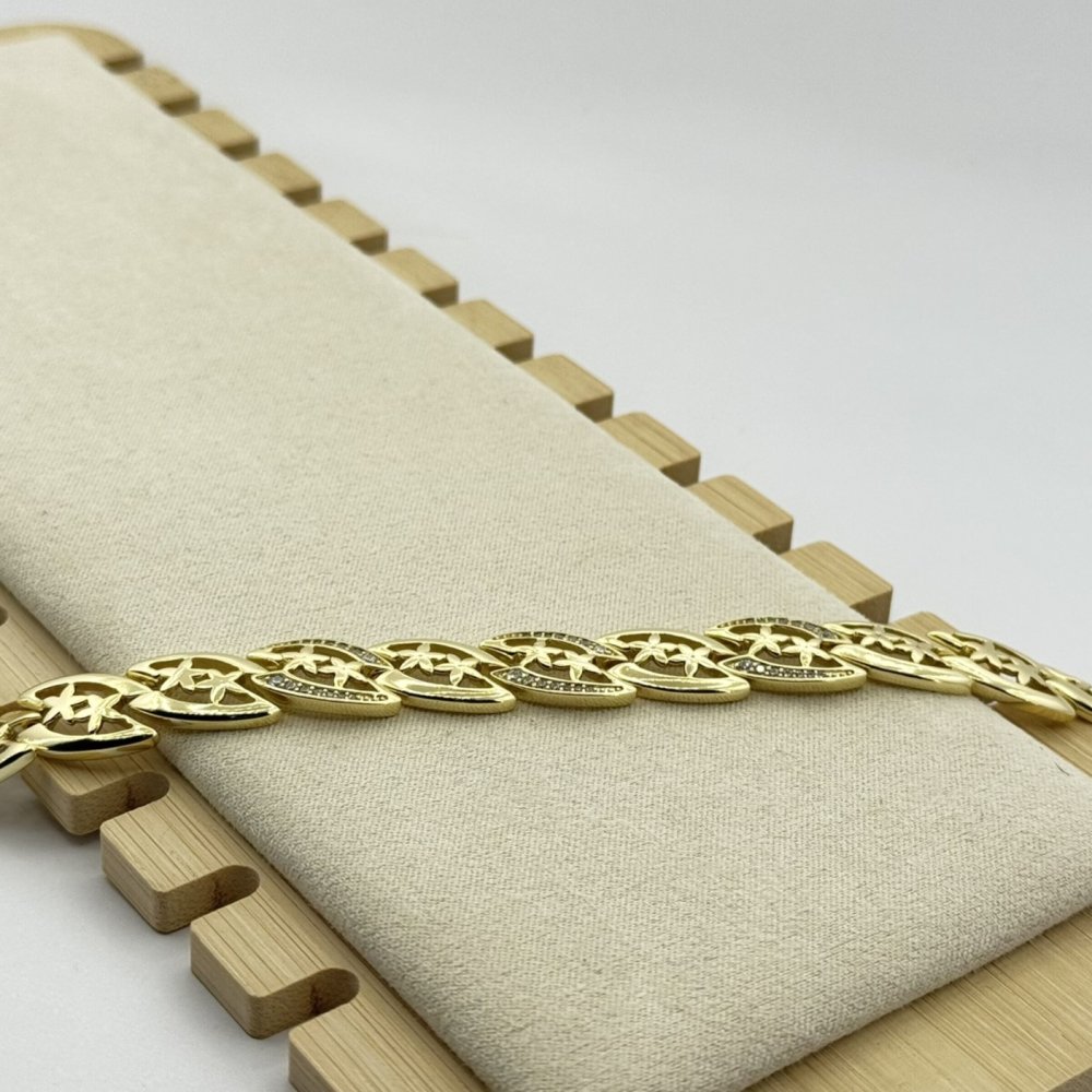 Bratara placata aur 18k cu stelute