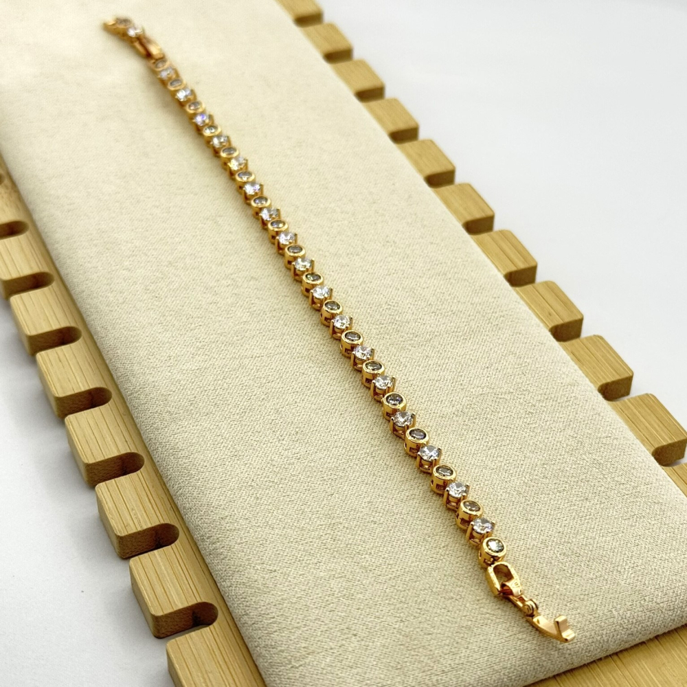 Bratara placata cu aur 18k Bratara placata cu aur 18k