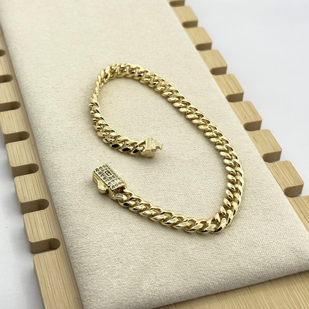 Bratara placata cu aur 18k Bratara placata cu aur 18k