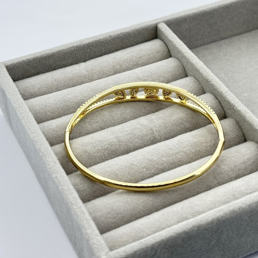 Bratara placata cu aur 18k Bratara placata cu aur 18k