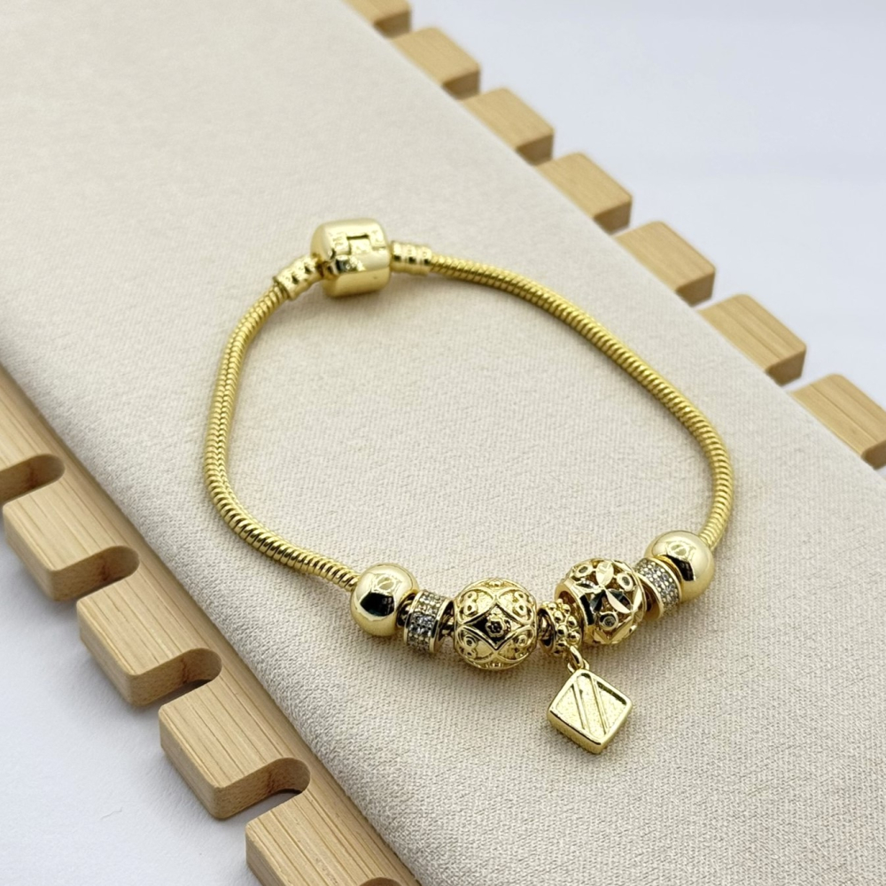 Bratara placata cu aur 18k Bratara placata cu aur 18k