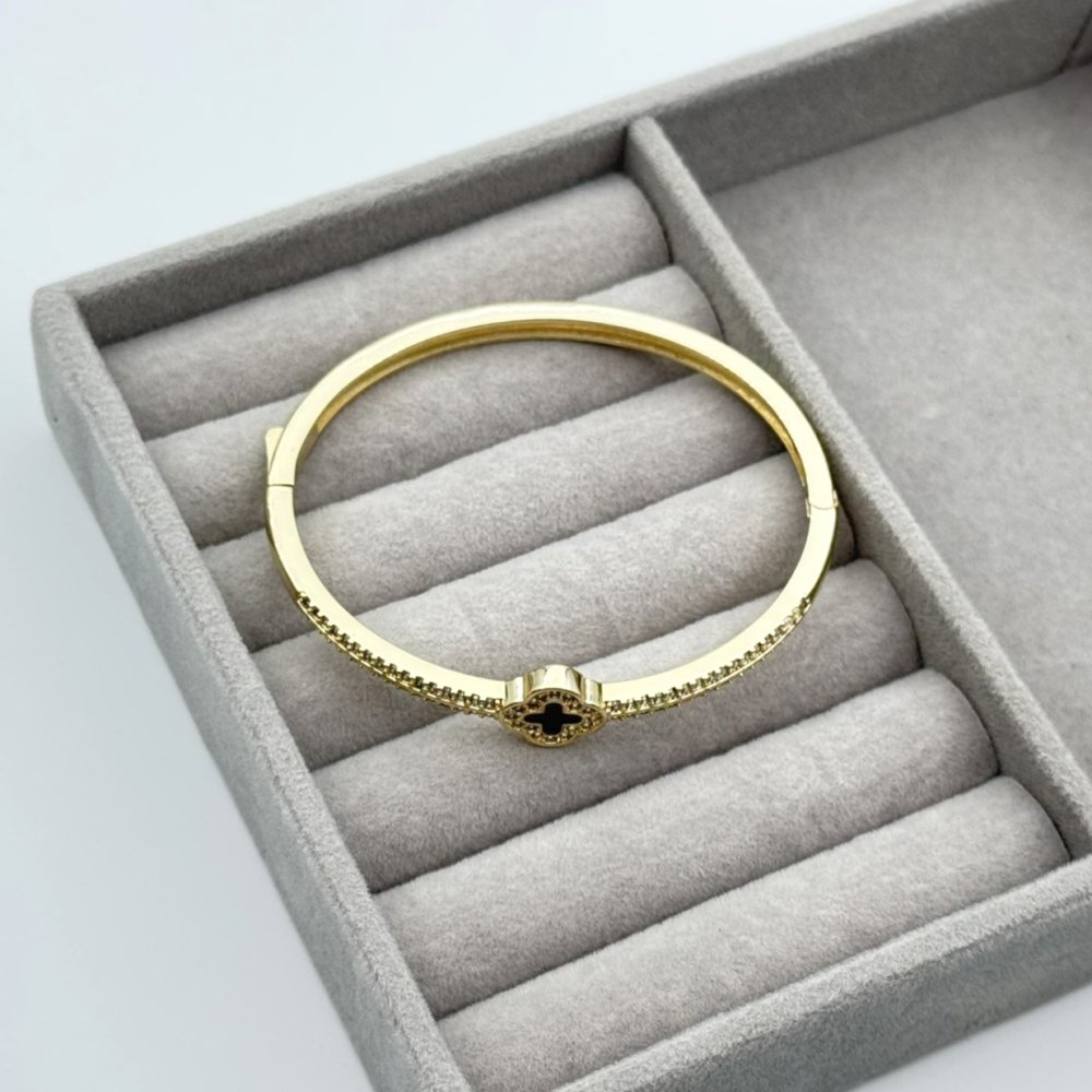 Bratara placata cu aur 18k Bratara placata cu aur 18k