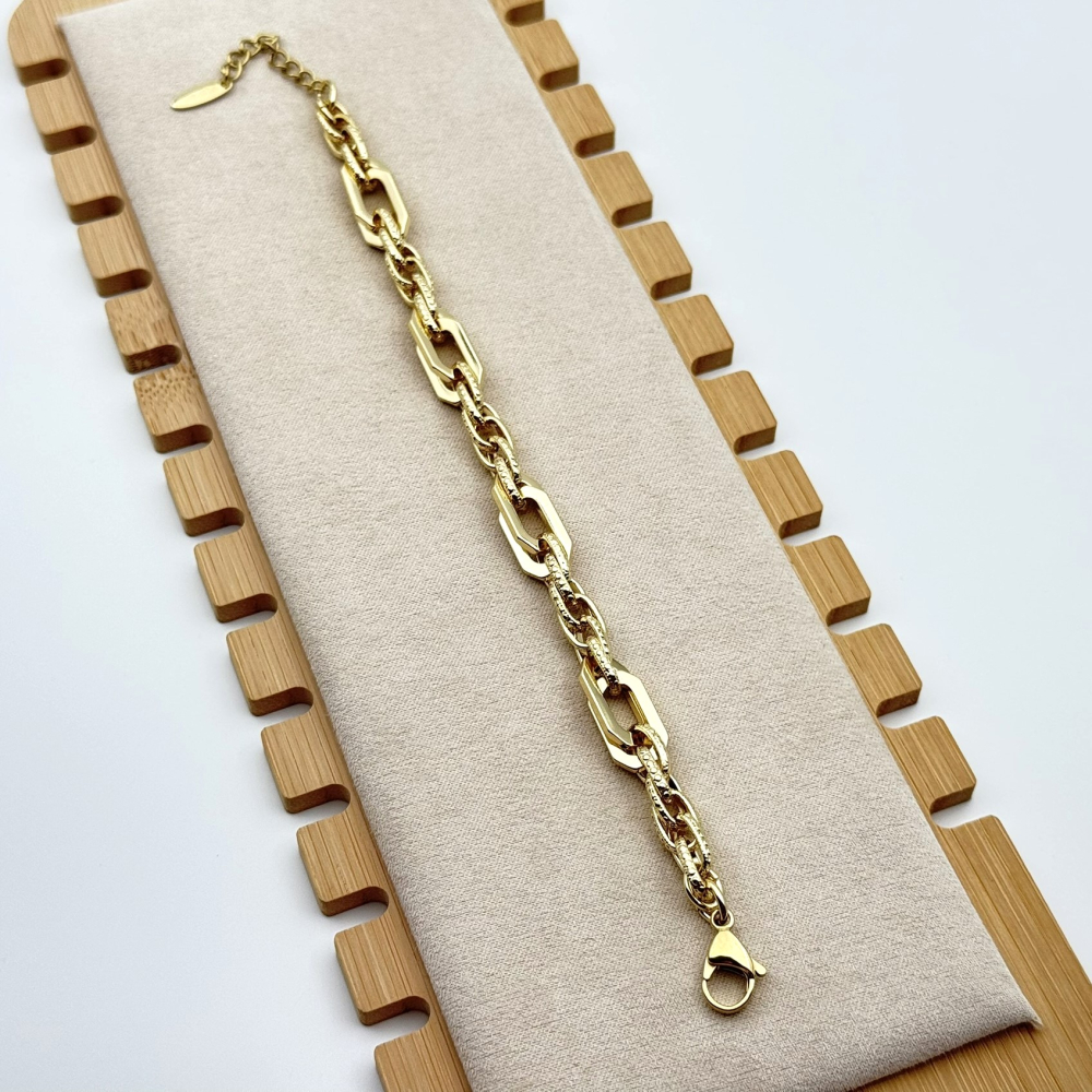 Bratara placata cu aur 18k Bratara placata cu aur 18k