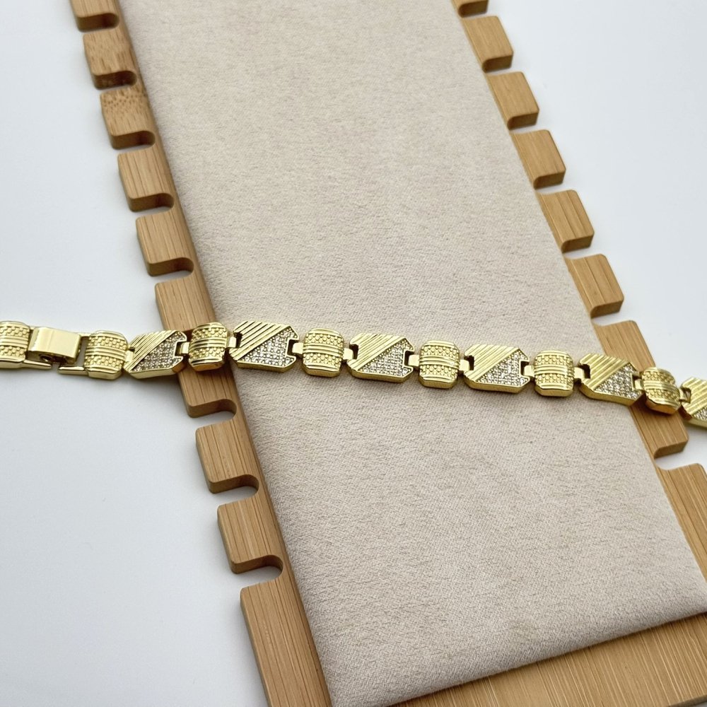 Bratara placata cu aur 18k