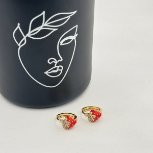 Cercei placati aur 18k capsuni Cercei placati aur 18k capsuni