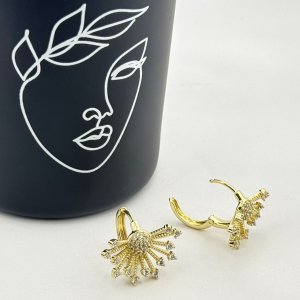 Cercei placati aur 18k Cercei placati aur 18k