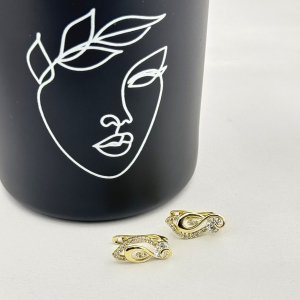 Cercei placati cu aur 18K – CRISSA Cercei placati cu aur 18K – CRISSA