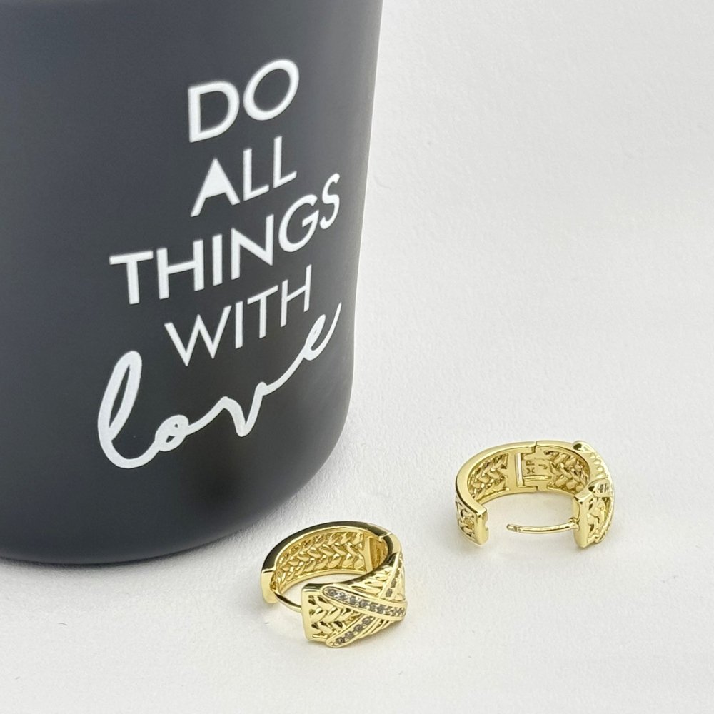 Cercei placati cu aur 18K – CRISSA Cercei placati cu aur 18K – CRISSA