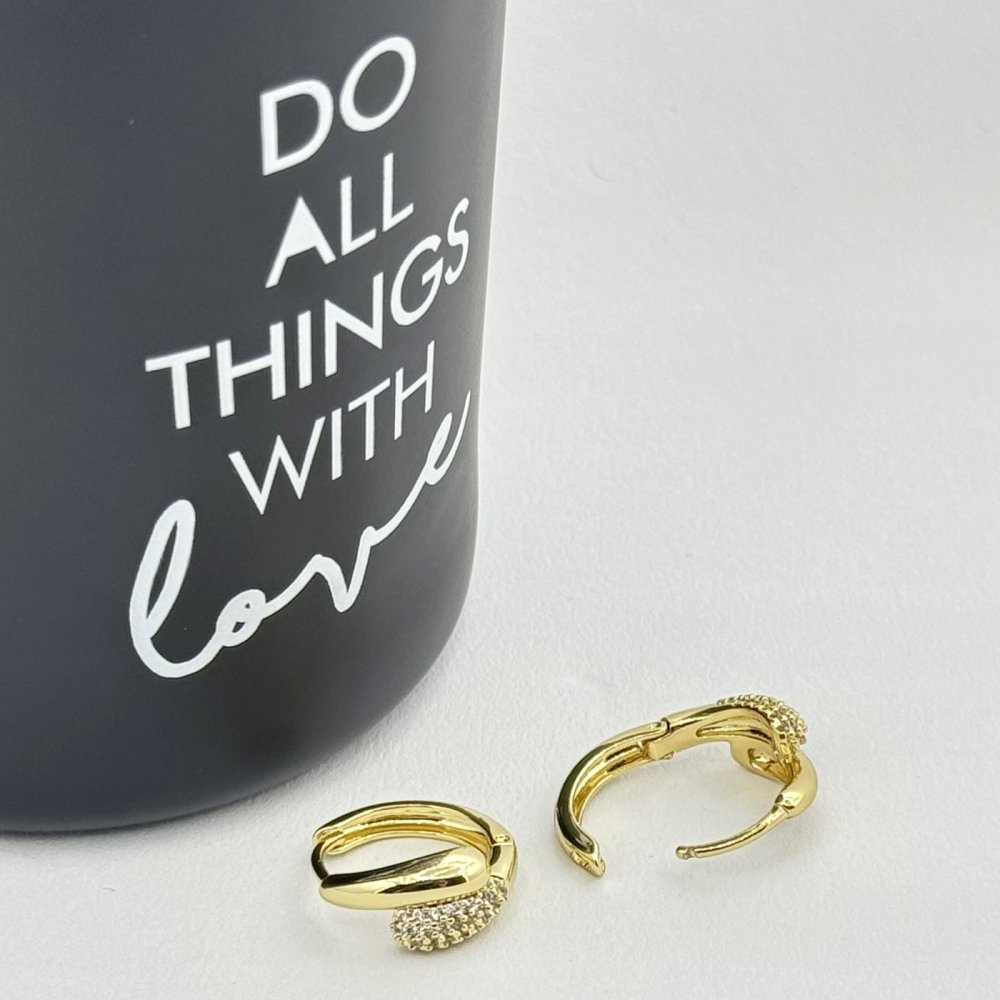 Cercei placati cu aur 18K – CRISSA Cercei placati cu aur 18K – CRISSA