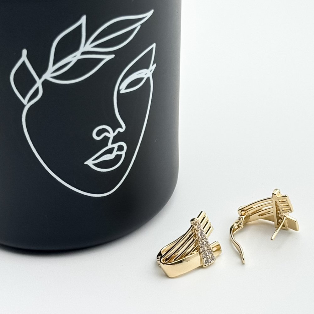 Cercei placati cu aur 18K – CRISSA Cercei placati cu aur 18K – CRISSA