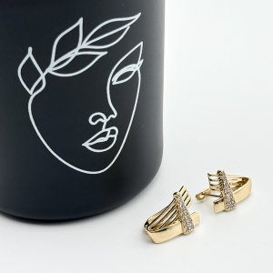 Cercei placati cu aur 18K – CRISSA Cercei placati cu aur 18K – CRISSA