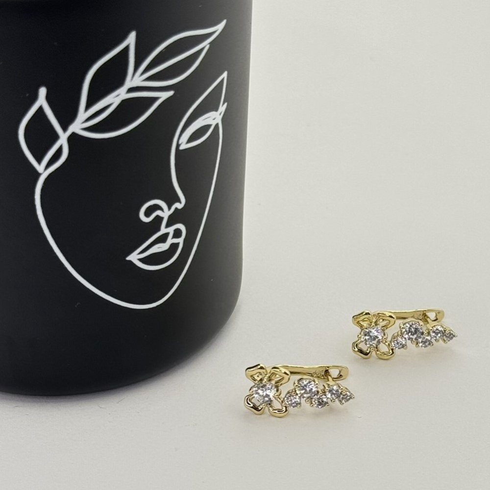 Cercei placati aur 18k cu flori