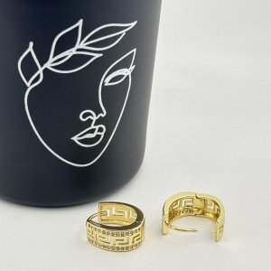 Cercei placati aur 18k cu model Cercei placati aur 18k cu model