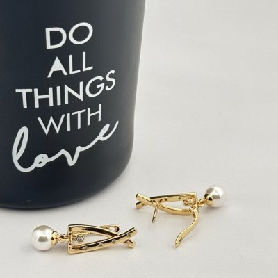 Cercei placati aur 18k cu perle Cercei placati aur 18k cu perle