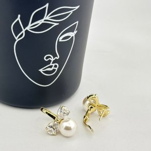 Cercei placati aur 18k cu perle Cercei placati aur 18k cu perle