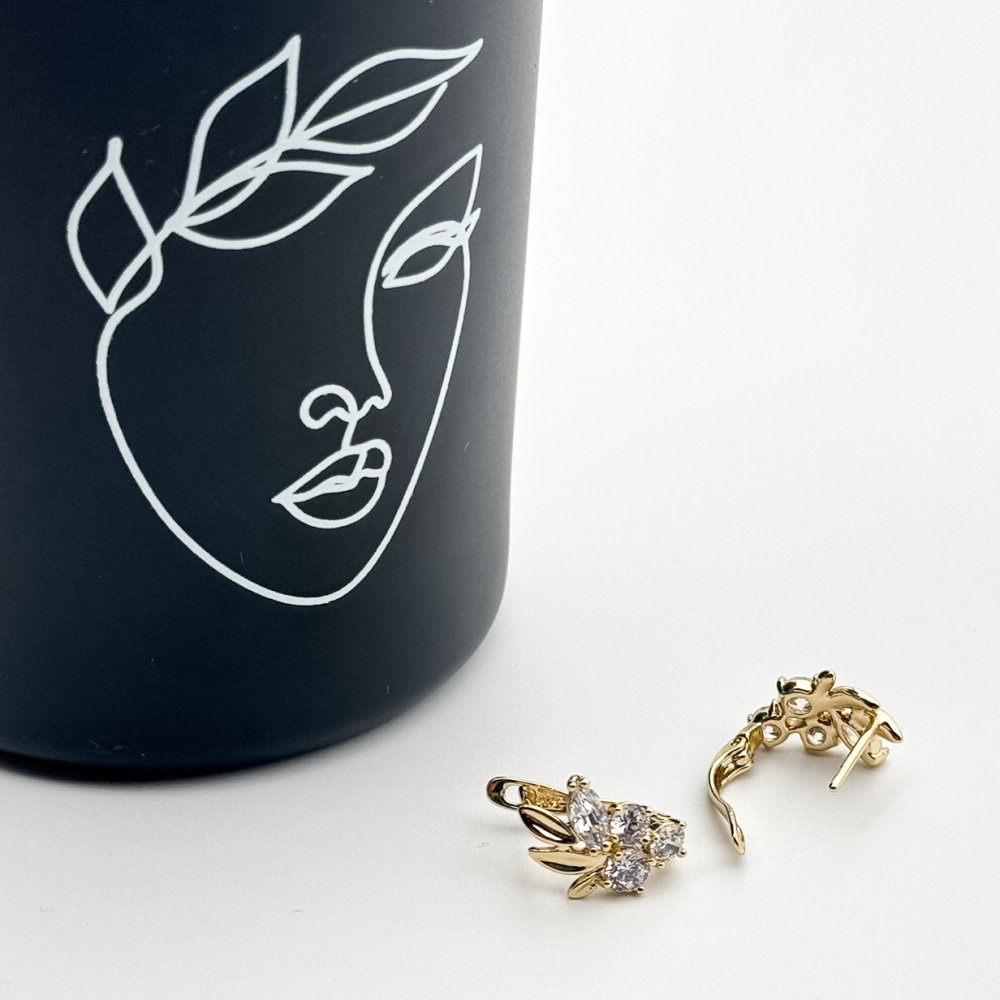 Cercei placati cu aur 18K – CRISSA Cercei placati cu aur 18K – CRISSA