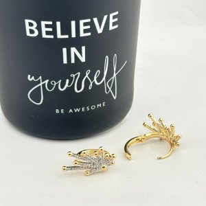 Cercei placati aur 18k eleganti Cercei placati aur 18k eleganti